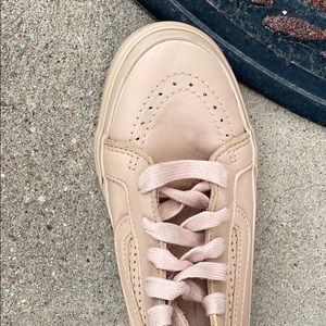 Pink/peach high top vans!! So unique so cute for summer!
